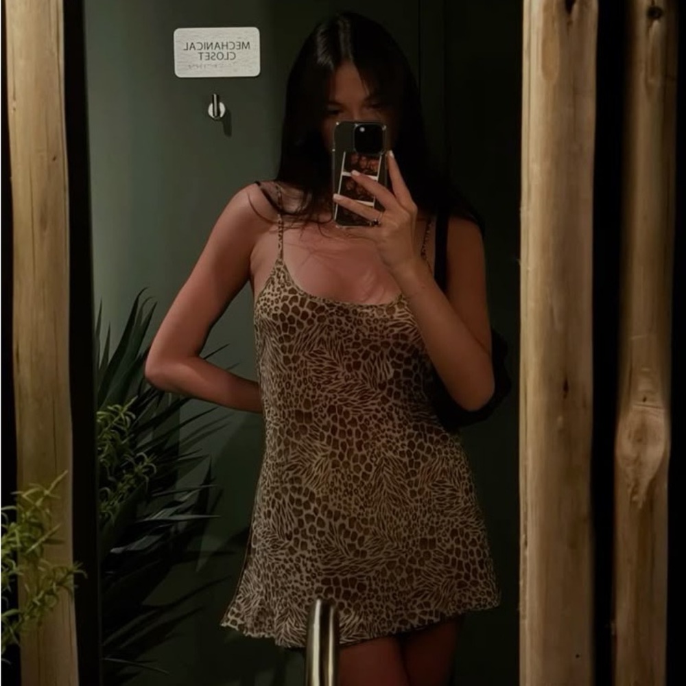 Vintage Victoria’s Secret Cheetah Leopard Print Slip Dress Y2K